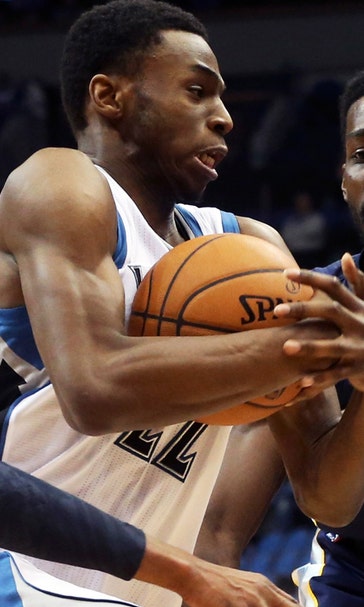 Wolves stun Grizzlies, 90-89